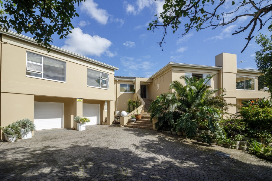 6 Bedroom Property for Sale in West Bank Eastern Cape